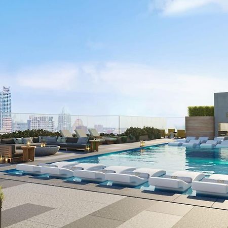 Modern 1Br Condo On Rainey St With Pool And Views Austin Ngoại thất bức ảnh